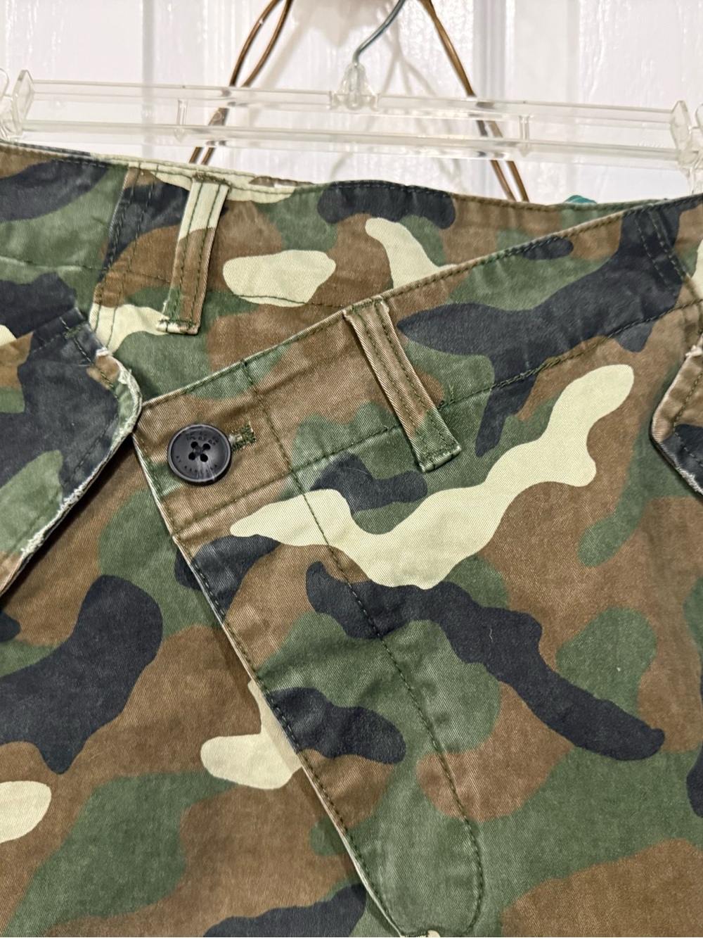 KBB by Kahlana Size Small, NWT Camo Cargo Jogger Pants - Green Camouflage - Picture 5 of 8
